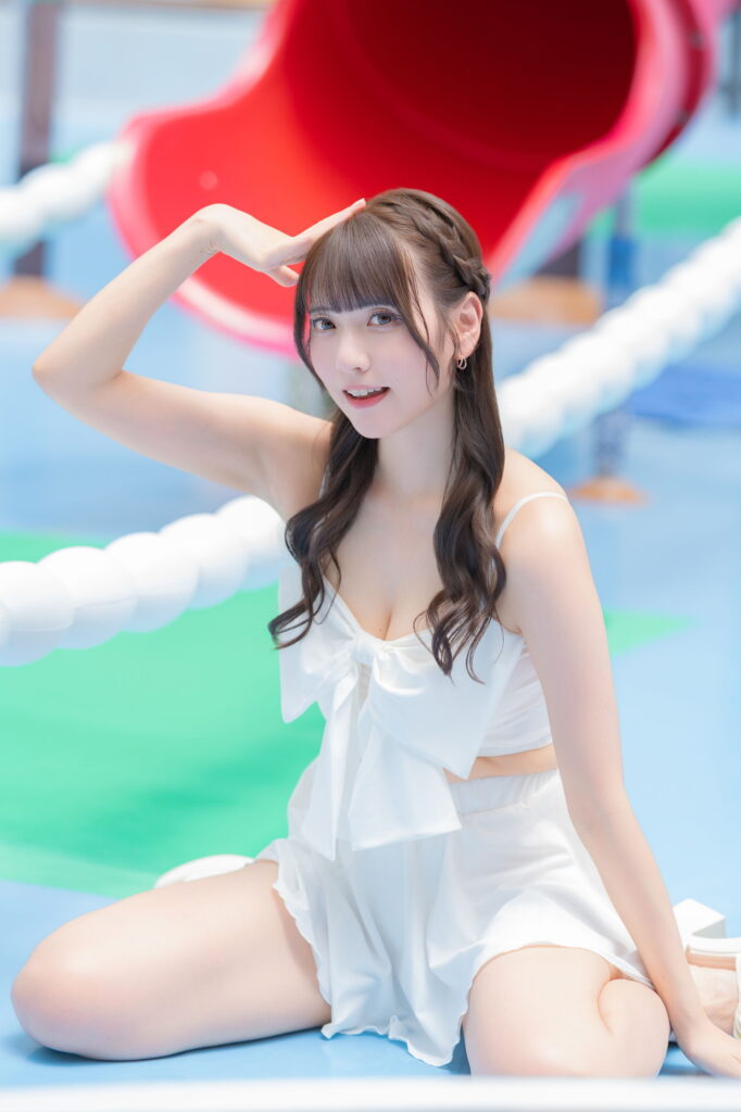 村松里依