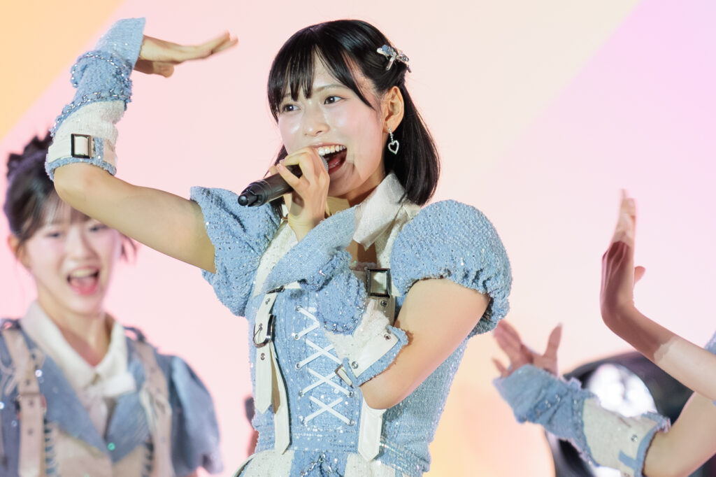 AKB48新井彩永